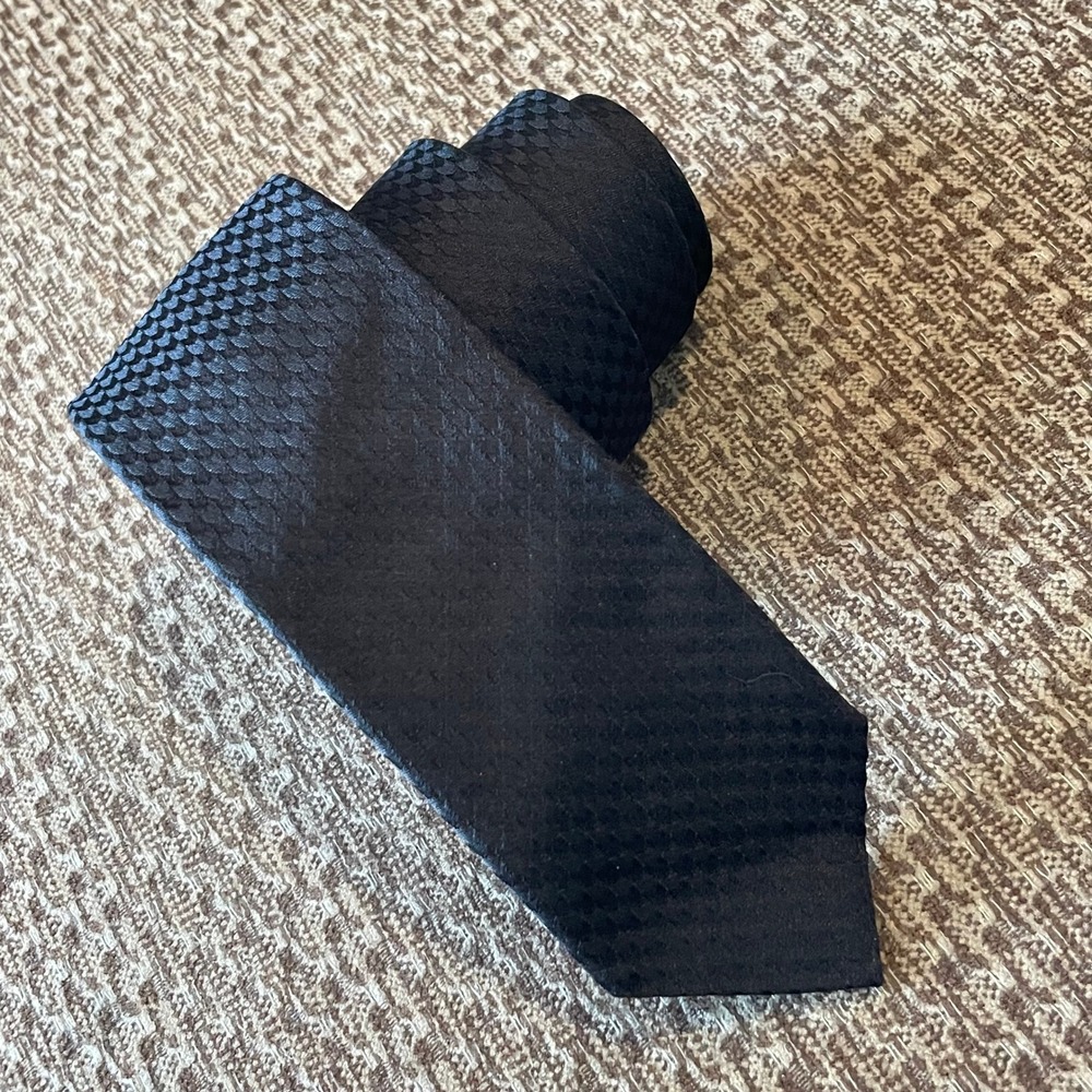 Hugo‎ Boss Mens Black Textured Silk Tie  Italy Officewear Wedding